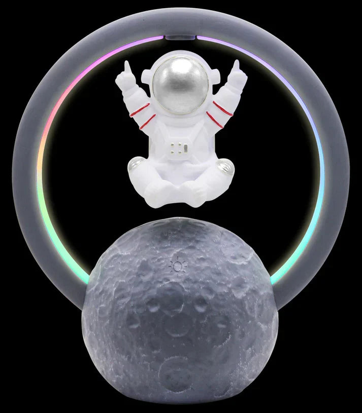 Fashionable Levitation Astronaut Bluetooth Speaker