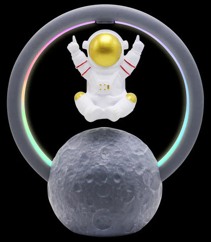 Fashionable  Levitation Astronaut Bluetooth Speaker